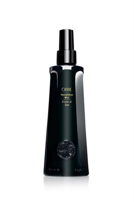 {{photo.Alt || photo.Description || 'Несмываемый спрей Oribe основа для укладки (200 мл)'}}