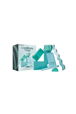 {{photo.Alt || photo.Description || 'Подарочный набор для кудрей Kevin Murphy Confidently Curly (шампунь 250 мл + кондиционер 250 мл + крем 150 мл)'}}