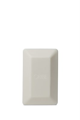 {{photo.Alt || photo.Description || 'Роскошное мыло Oribe Cote d'Azur Soap с ароматом "Лазурный берег"'}}
